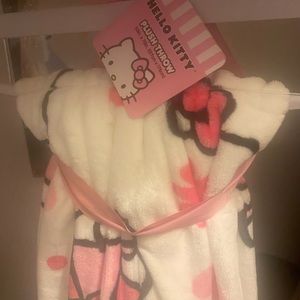Hello kitty blankets 2 available